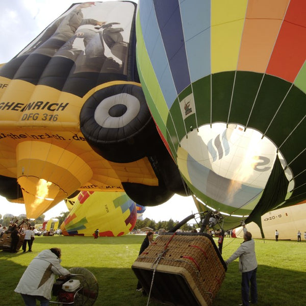 Über den Dächern von Dresden gleiten Dresdner Erlebniswelt