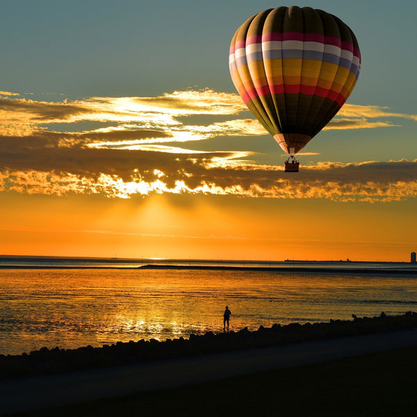 Über den Dächern von Dresden gleiten Dresdner Erlebniswelt